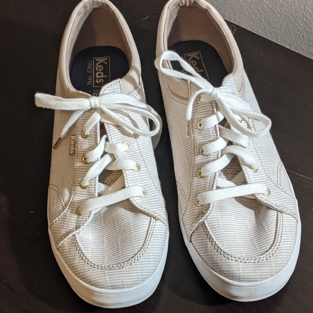 8 | Keds | Like New Cream Center Sneaker
